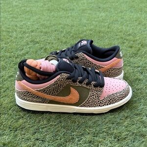 Nike SB Dunk Low Pro QS